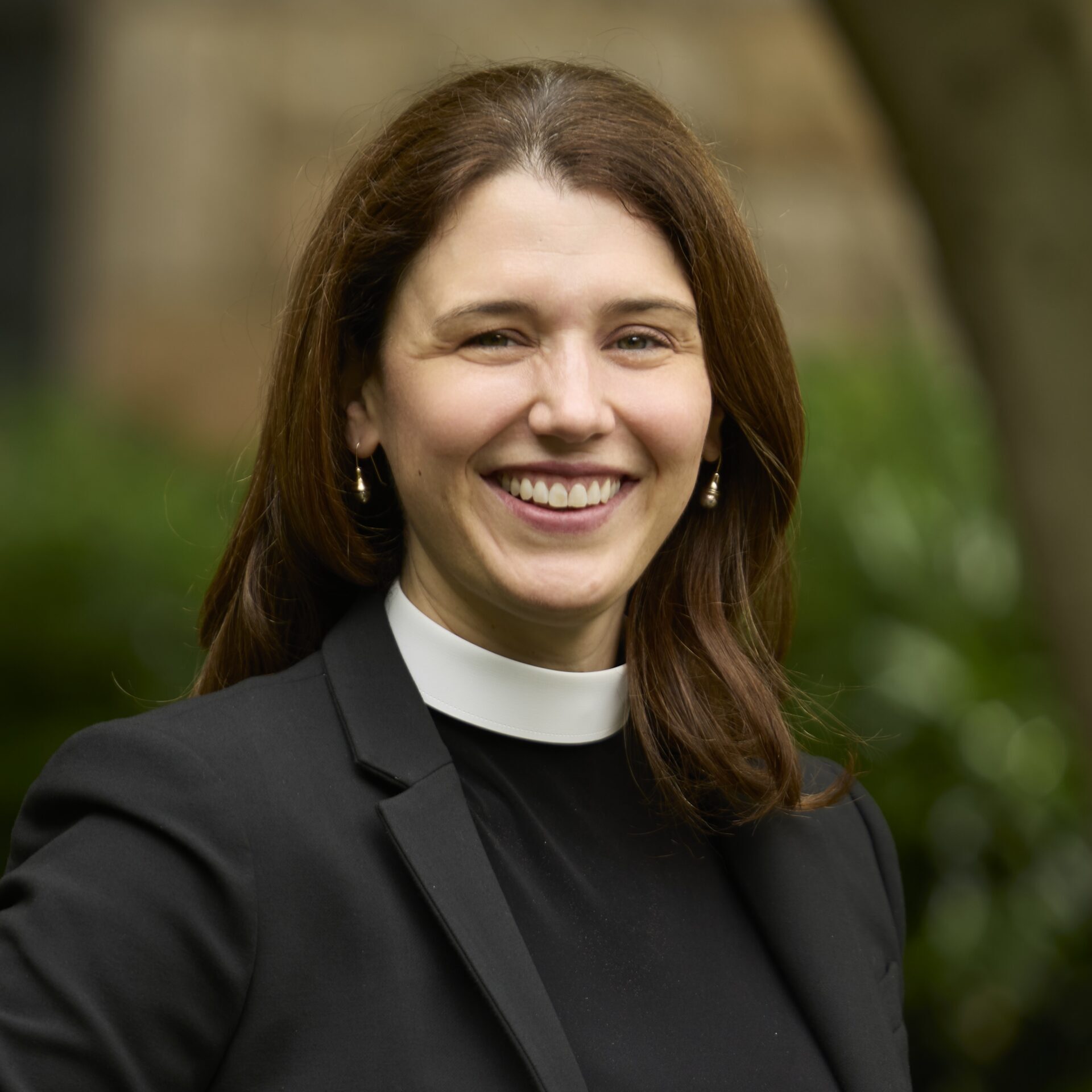 Hillary Raining_20250614_019-cropped